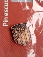 Atletico Madid crest pin bronze big badge (official product)