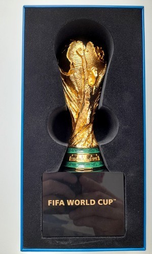 OFFICIAL FIFA WORLD CUP TROPHY™ REPLICA 1 Kg Pure Silver Ag999, Gold-Plated