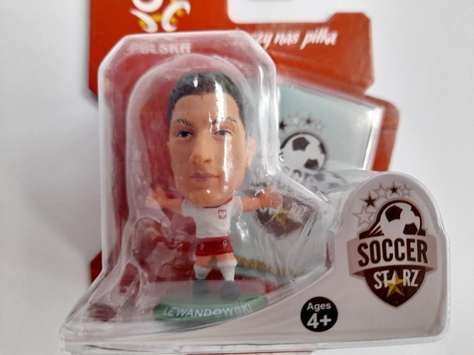 Poland Robert Lewandowski SoccerStarz Figurine