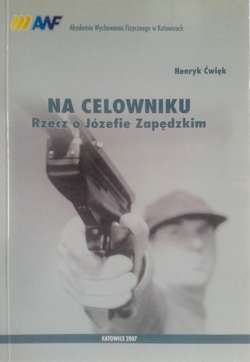 In the spotlight. Book about Józef Zapędzki