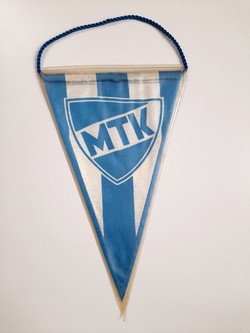 MTK Budapest old pennant