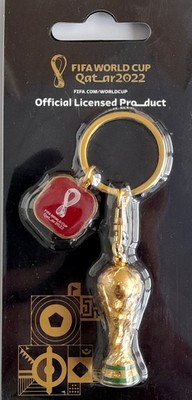 FIFA World Cup Qatar 2022 3D trophy & official logo keyring (Official ...