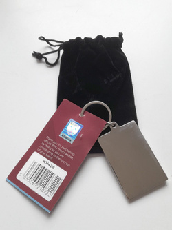 West Ham United FC The Irons big one side keyring in suede bag (official product)