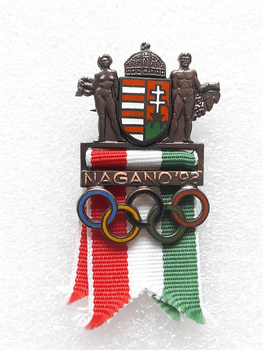 1998 Nagano Winter Olympic Games 1998 Hungary National Team badge (official product, signature)