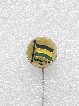 Hannover 96 round badge with flag (epoxy)