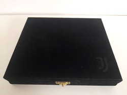 Juventus FC the crest history 12 pins-collection cased (official product)