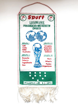 FIFA World Cup Germany 1974 final draw pennant (Poland)