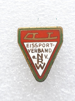 North Rhine-Westphalia Skating Association crest badge (enamel)