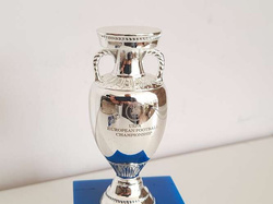 Miniature replica of the trophy of the UEFA Euro 2024 Germany, 11 cm (Official Licensed Product)