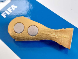 2D FIFA World Cup trophy magnet (Official Licensed Product) 7 cm