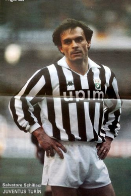 Fotbal monthly magazine (Czech Republic) - 5 issues (1991-1995)