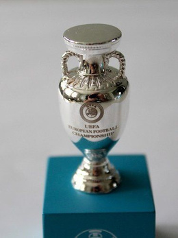 UEFA Euro 2020 Cup mini replica (official product)