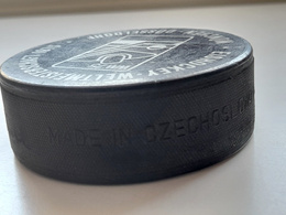 Munich - Dusseldorf 1975 IIHF Ice Hockey World Championship souvenir puck (official product)