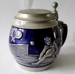 Ceramic mug with tin lid. Tennis palyers (with signature)