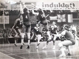 Semi-final of the European Volleyball Champions' Cup BKS Stal Bielsko-Biala - Uralochka Sverdlovsk (11.01.1989) press photo
