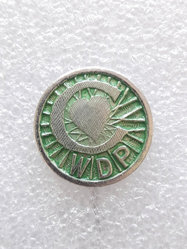 Tour de Pologne cycling race green old badge (metal)