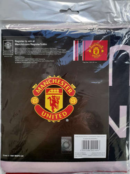 Manchester United wordmark stripes flag (official product)