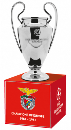 Benfica Lisbon 1961 and 1962  Champions trophy 3D replica (official product)