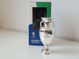 Replica of the trophy of the UEFA Euro 2024 Germany, 10 cm (Official Licensed Product)