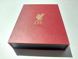 Liverpool FC crests badge set of 9 pins in box (official licensed product)