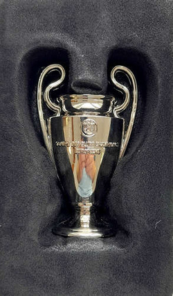 Replica UEFA Champions League Trophy (Official Licensed Product) 8 cm