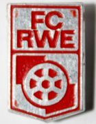 FC Rot-Weiss Erfurt old badge (East Germany, lacquer)