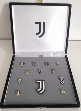 Juventus FC the crest history 12 pins-collection cased (official product) 