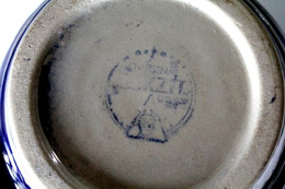 Ceramic mug with tin lid. Tennis palyers (with signature)