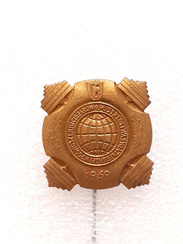 World and European Weightlifting Championships Warsaw 1969 badge (metal)